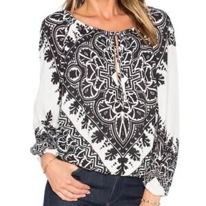 Alice + Olivia Black & White Naya Print Key Hole Neck Blouse Womens Small